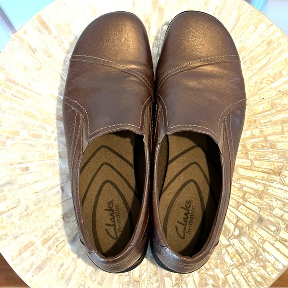 Clarks Metallic Slip On Loafer Shoe - 10M - Picture 5 of 7